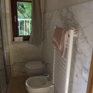 Camera standard con letto king size